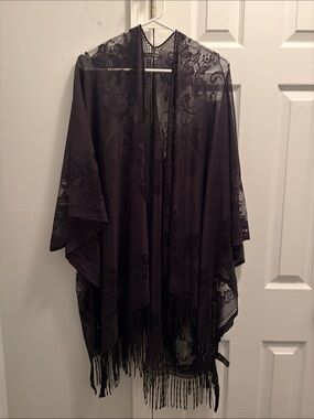 Lace/fringe coverup